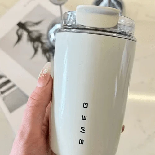 smeg-mug-240ml-insulated-stainless-steel-coffee-mug-off-white-4947505 SMEG Insulated Travel Mug | كوب حراري للسفر من الستانلس ستيل - Image 4